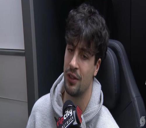 篮球盛宴,步行者激战,老鹰,天下足球,足球博彩,足球赛事投注,体育平台,足球赛事,在线足球博彩