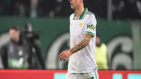 梅森·格林伍德海外扬帆起航，业余时光汗水铸新篇